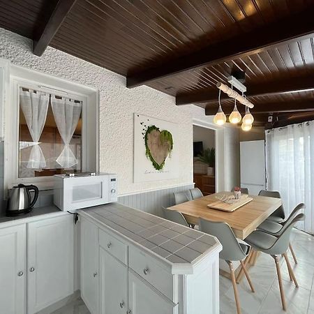 Location De Villa Numero 3 Renovee En Residence 르발카레스 외부 사진