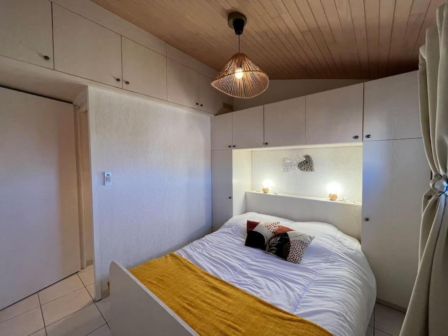 Location De Villa Numero 3 Renovee En Residence 르발카레스 외부 사진