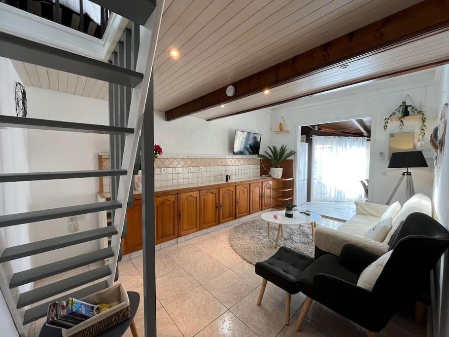 Location De Villa Numero 3 Renovee En Residence 르발카레스 외부 사진